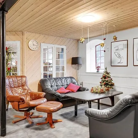 Apartment Gorgeous In V With Wifi